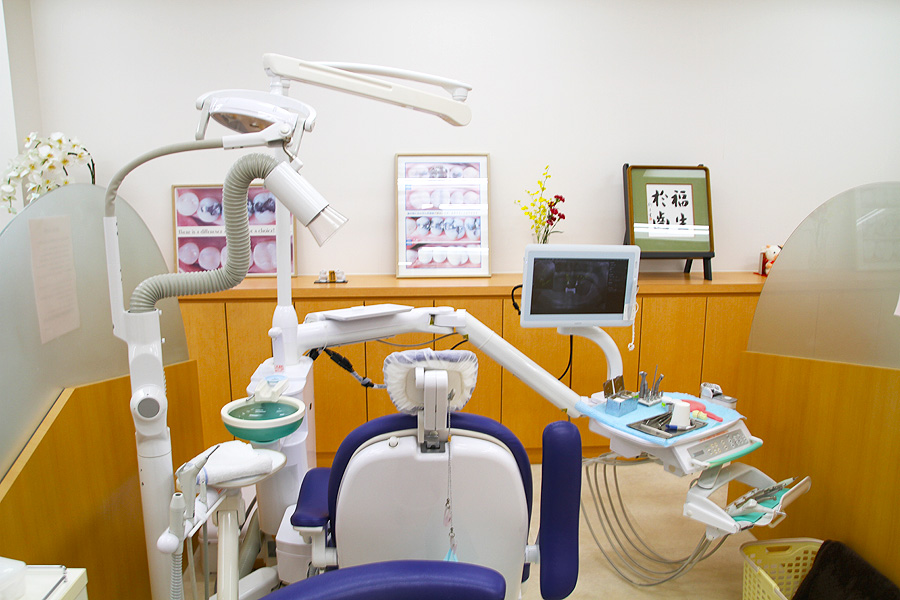 なつめ歯科の診察台
